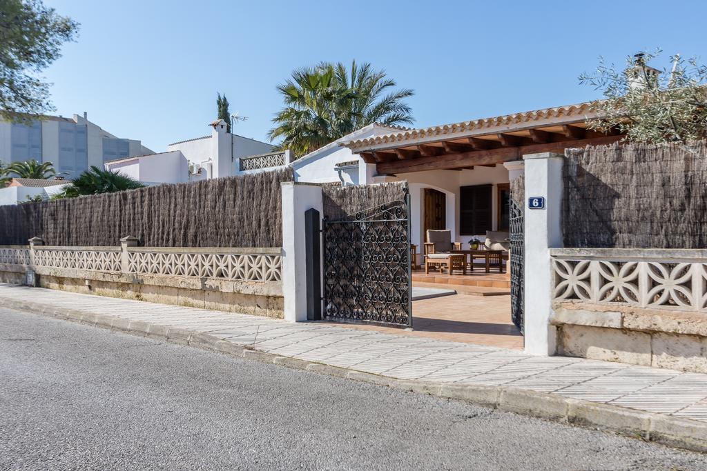 Chalet Falco With Private Pool And Garden Port de Alcudia  Eksteriør billede