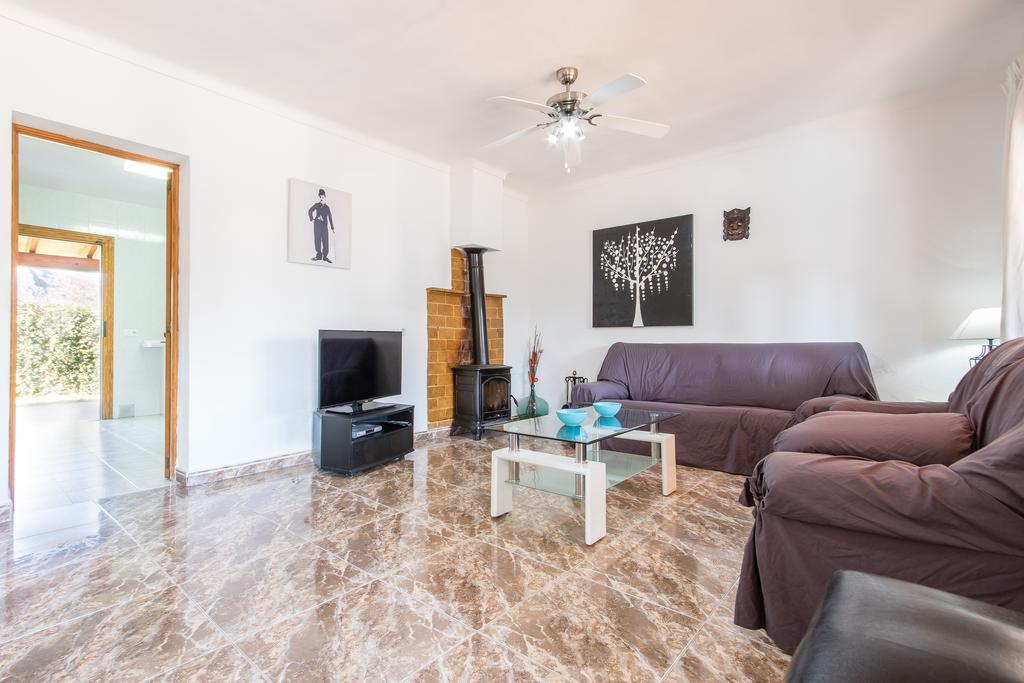 Chalet Falco With Private Pool And Garden Port de Alcudia  Eksteriør billede